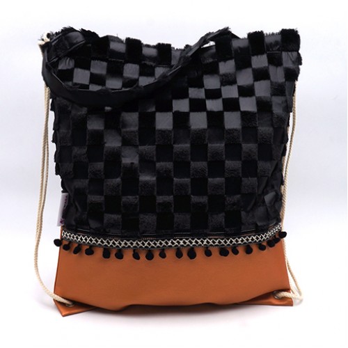 Tile Silk Black